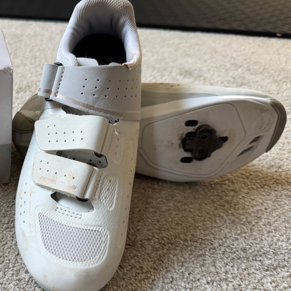 Pearl Izumi Spin Shoes
